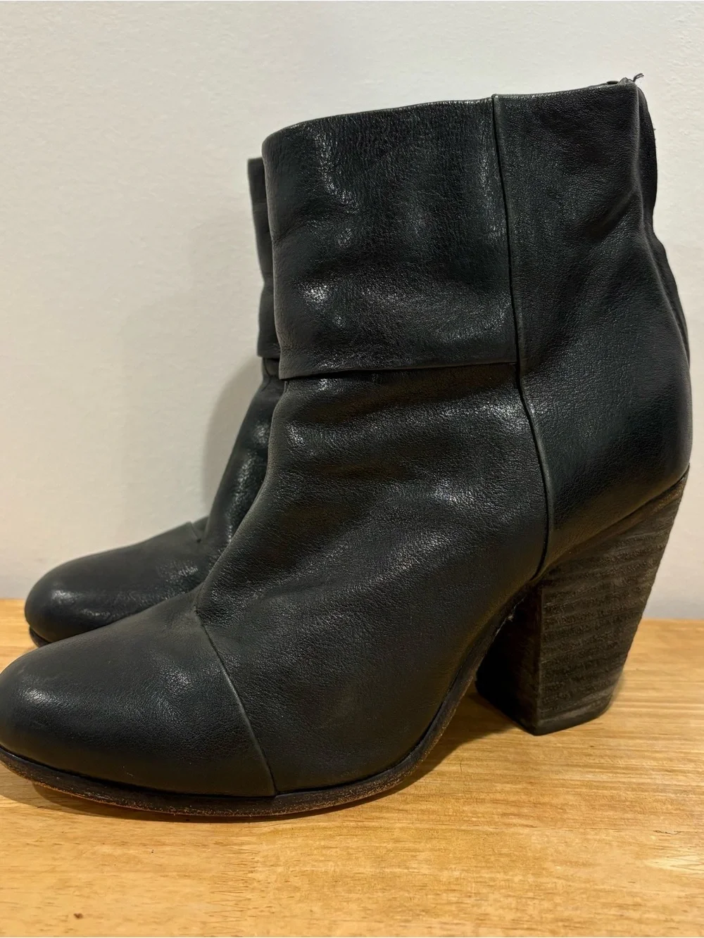 Rag & Bone Newbury Black Leather Ankle Boots with dust bags